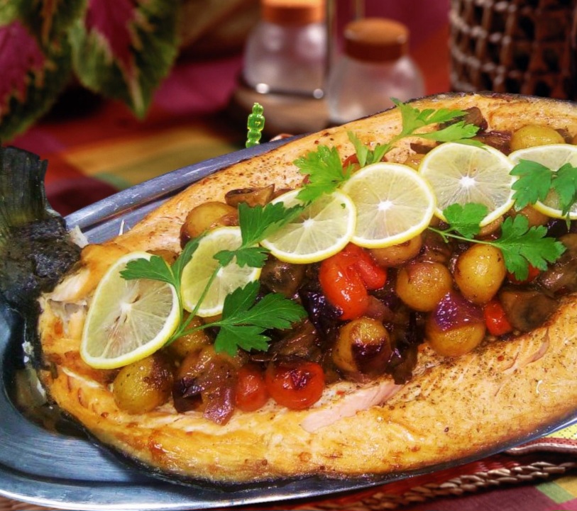 Сёмга, запеченная с овощами (~5,5 кг)