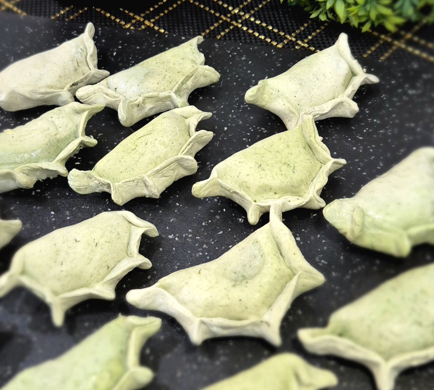 Вареники с сулугуни и шпинатом (П/Ф)